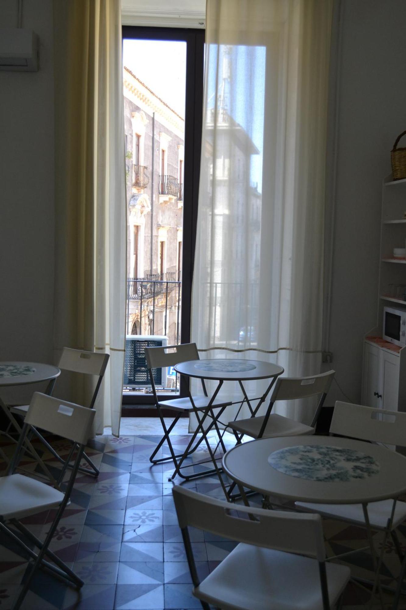 Il Teatro Rooms Catania Bagian luar foto
