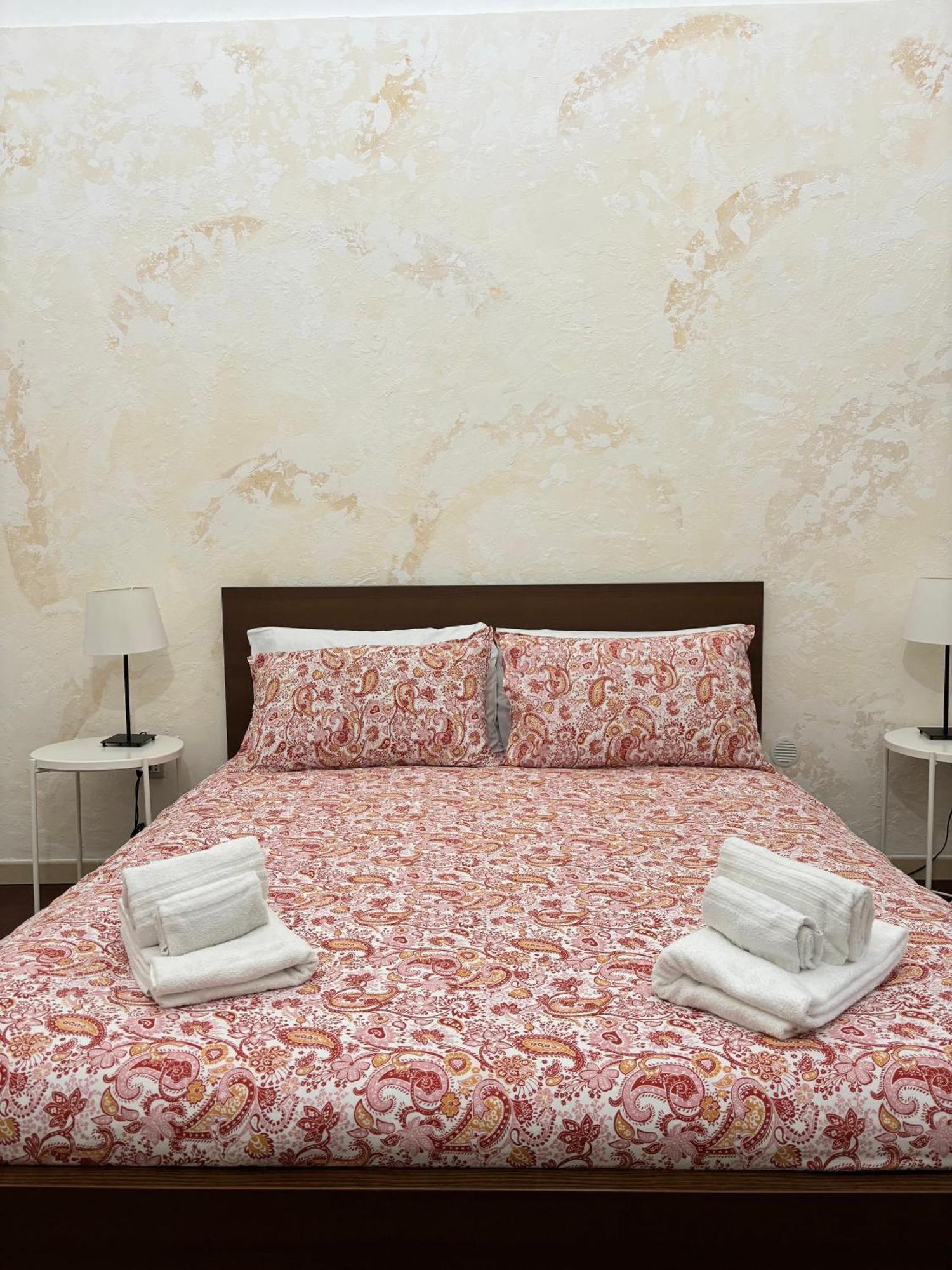 Il Teatro Rooms Catania Bagian luar foto